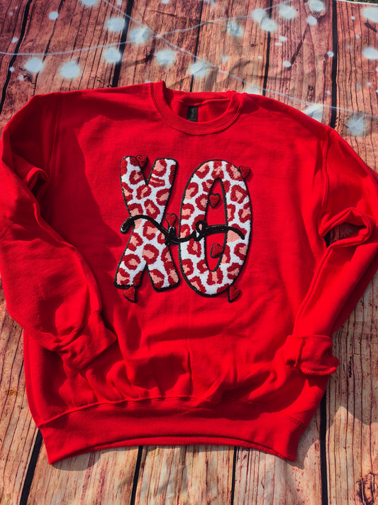 XO with Chenille Patch